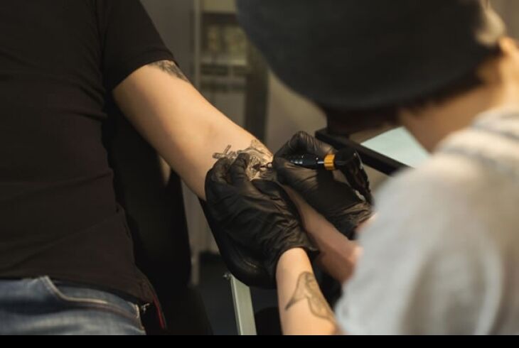 Tatuagem pequena em São Paulo: guia completo para escolher e cuidar